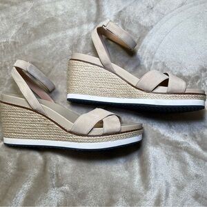 Cole Haan Cloudfeel Espadrille Wedge sandal Sesame Suede Size 10 B Summer Casual